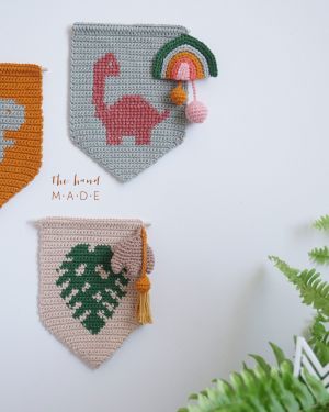 Receita em PDF – Flâmulas dinossauro Crochê